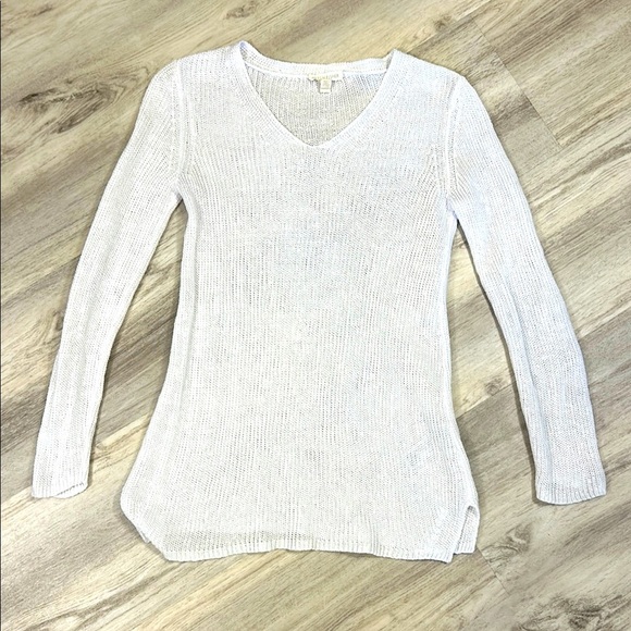 Eileen Fisher 100% Organic Linen Crisp White V-Neck Lightweight Knit Sweater XXS - Picture 1 of 5